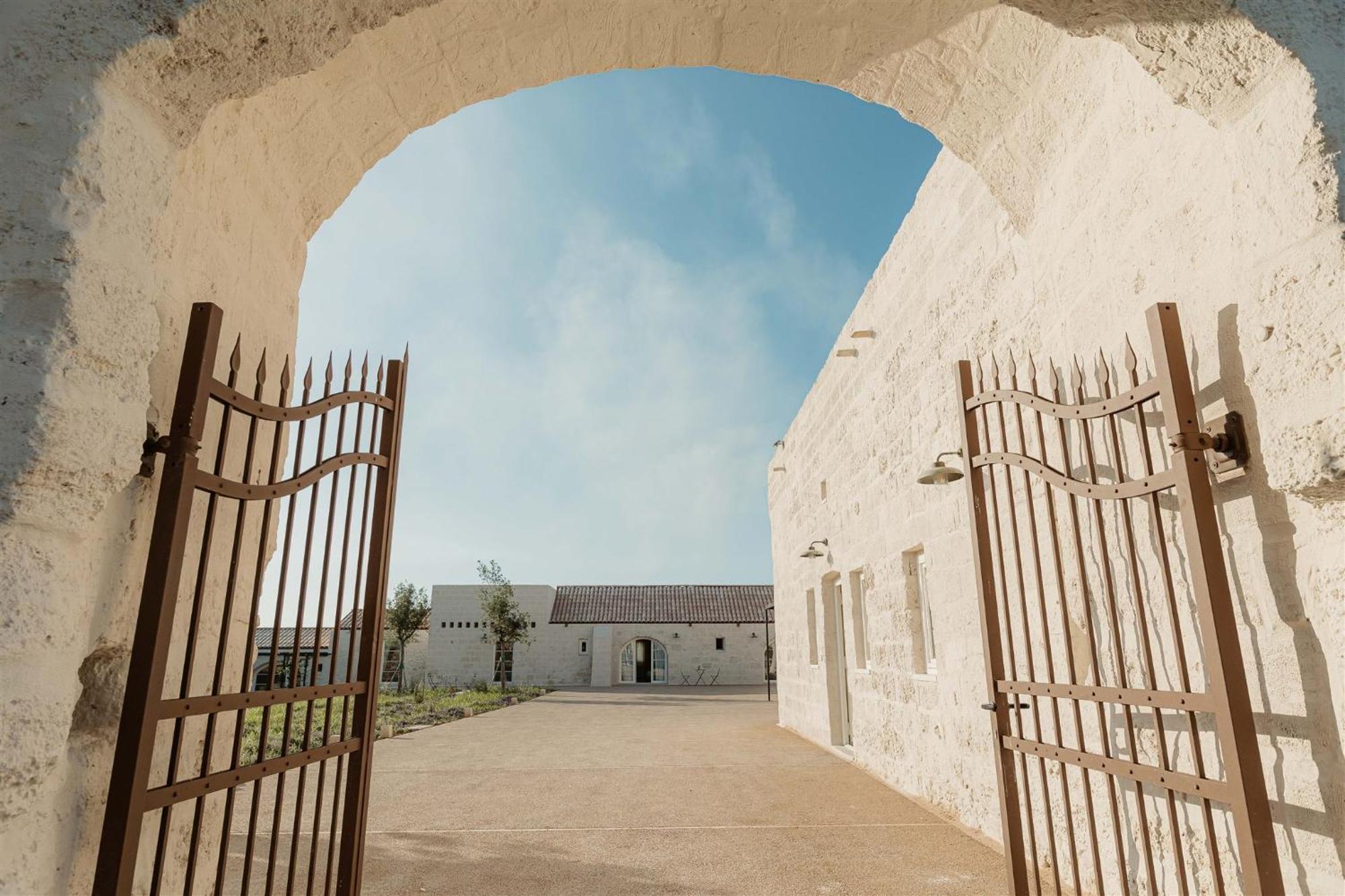 Masseria Vaccaro By Raro Villas - Self Check-In Bríndisi Exterior foto